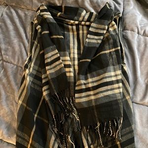 Blanket Vest/scarf